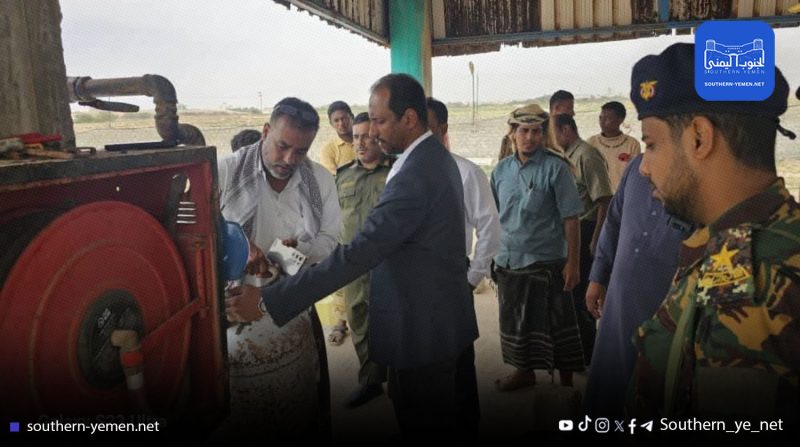 اللجنة الرقابية في المهرة تنفذ نزولاً ميدانياً لمحطات الغاز وسط مطالب بتوسيع الحملات