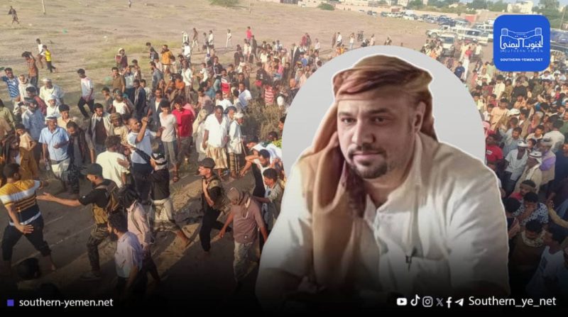 قلوب عدن تنعى مهدي العقربي في موكب يدمج الحزن بالمطالبة بالعدالة