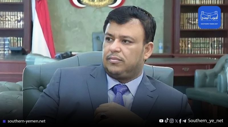 العليمي يهاجم أصحاب الولاءات الضيقة… طريقكم سيغرق اليمن في أحقاد الماضي