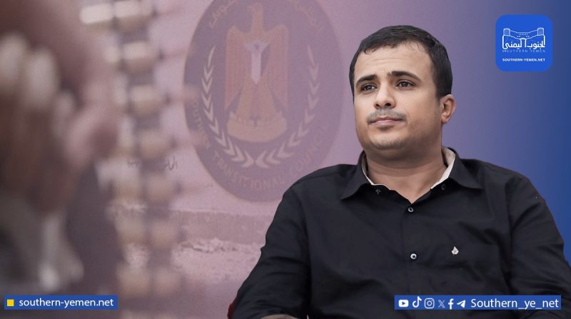 الانتقالي يلاحق الكلمات بدلاً من مواجهة الملفات… استدعاء ثانٍ للصحفي أنيس!