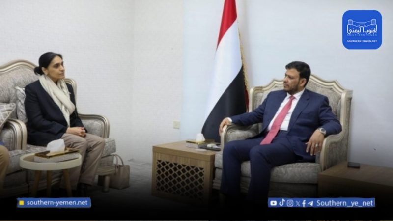 بالتزامن مع تصعيد الانتقالي.. بريطانيا تجدّد تمسكها بوحدة اليمن وتؤكد دعمها للحكومة