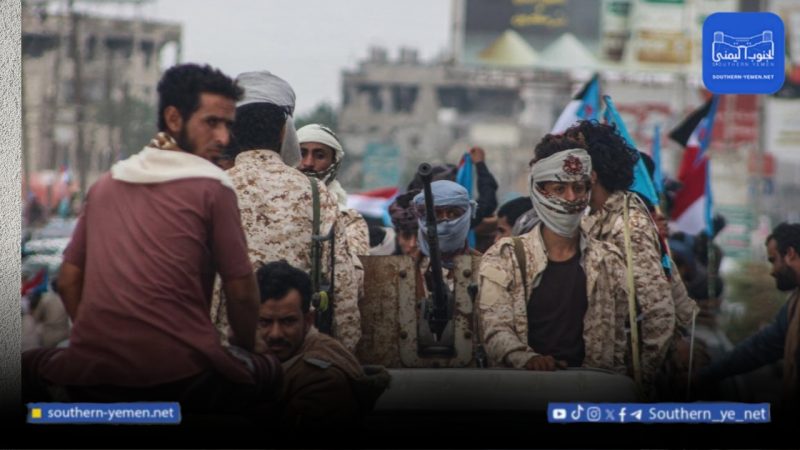 وسط تحركات جوية.. قوات الانتقالي تنسحب من مواقع في حضرموت