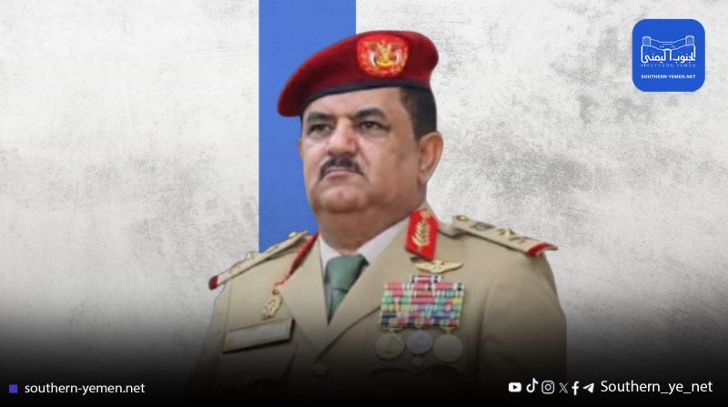 وزارة الدفاع توقف التواصل مع المنطقة الأولى وسط تحركات عسكرية في حضرموت