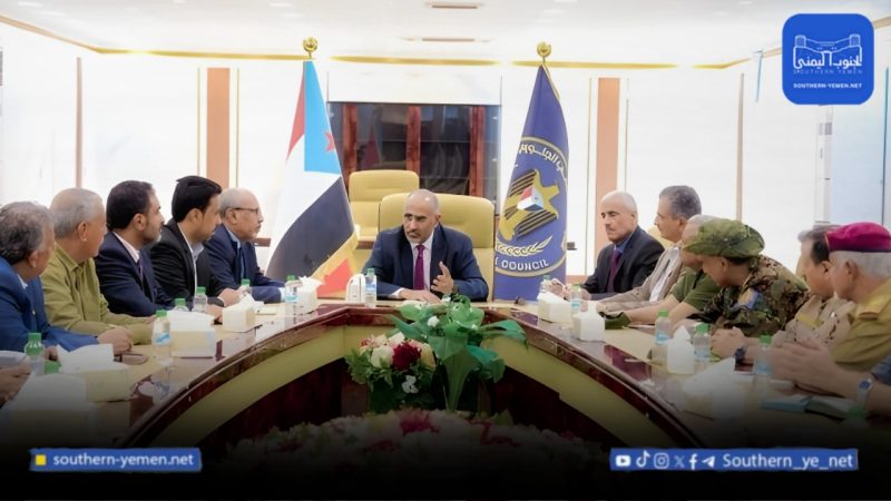 الانتقالي ينفي هروب الزبيدي ويؤكد إشرافه على العمليات في عدن
