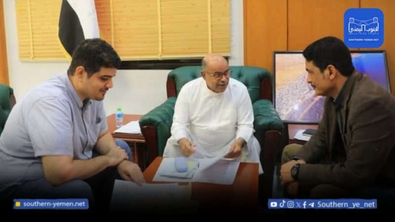 الخنبشي يقيّم الأداء التنفيذي بحضرموت ويوجّه بتسريع المشاريع المتعثرة