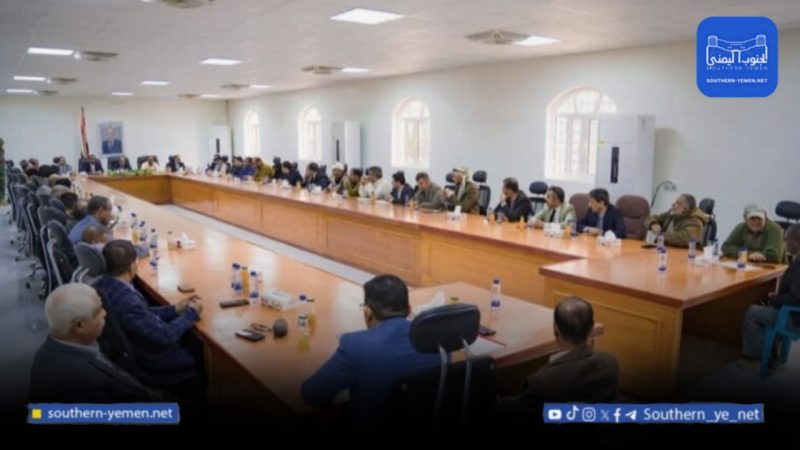 المكتب التنفيذي لشبوة يناقش الإيرادات والموارد المالية والتحديات المحلية