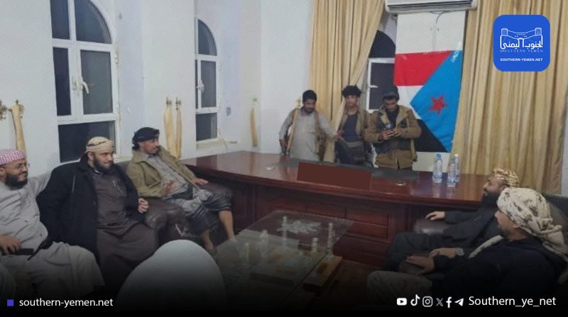 بعد تهديدات بالقتال الانتقالي يتخلى عن معسكر استراتيجي شرقي اليمن