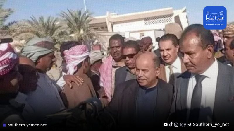 بعد تأمين مطار سيئون محافظ حضرموت يباشر عمله رسميا