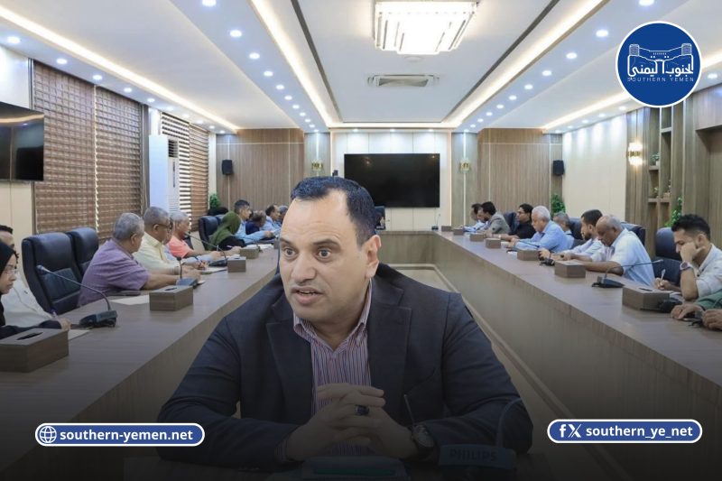 «رئيسنا عيدروس»… ما الذي حدث داخل اجتماع وزارة الزراعة؟