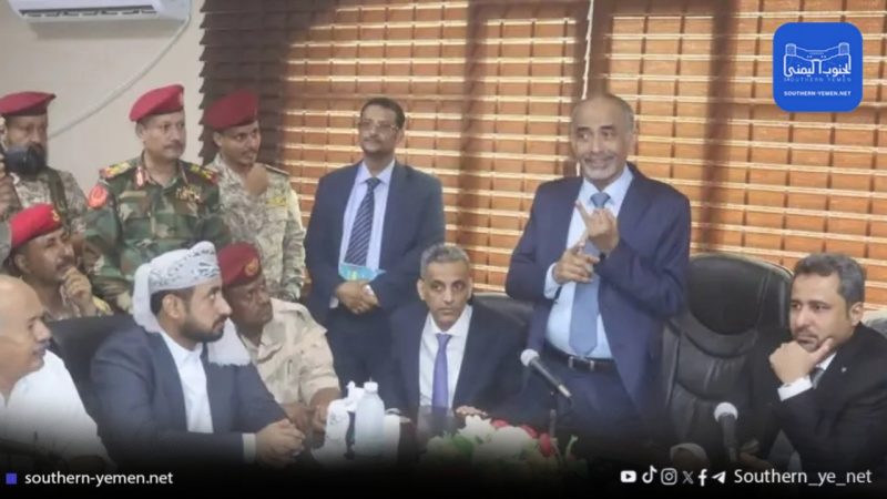 الصبيحي ينتقد غياب علم الجمهورية اليمنية في لحج ويؤكد على الثوابت الوطنية