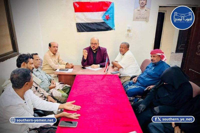 انتقالي حضرموت يهاجم تصريحات الخنبشي ويؤكد تمسكه بقيادة الزبيدي