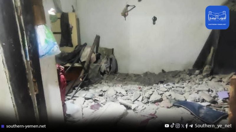 انهيار منزل قديم في عدن يودي بحياة زوجين ويصيب طفلين من أسرة واحدة