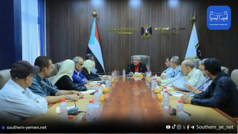 الانتقالي المنحل يصعّد ضد السعودية ويتهمها باستهداف القضية الجنوبية