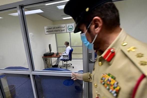 الإفراج عن دفعة جديدة من معتقلين يمنيين بعد سنوات في السجون الإماراتية